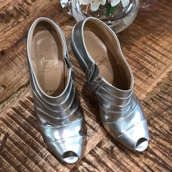 😍Christian Louboutin booties - Picture 3 of 8